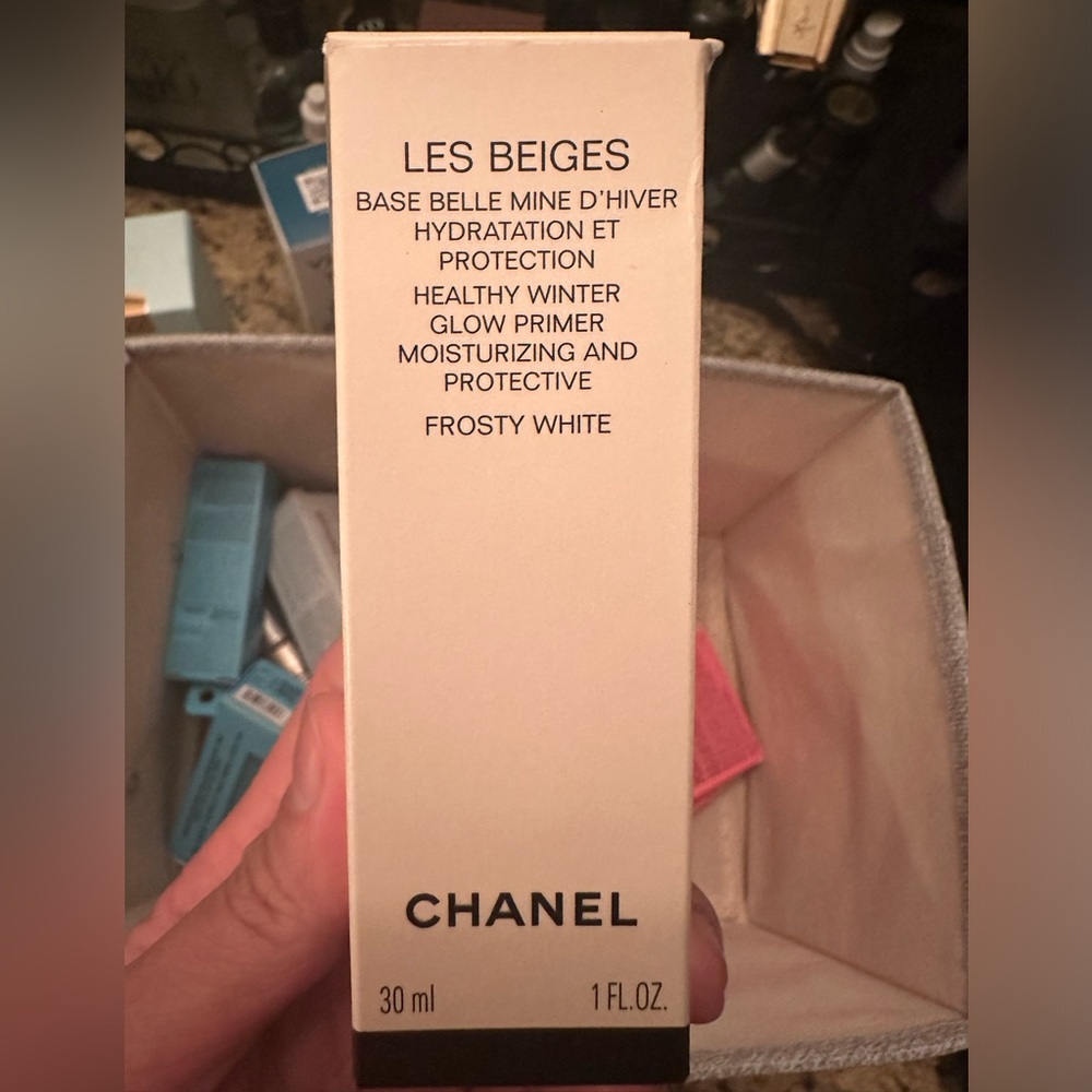 Chanel Les Beiges Healthy Glow Winter Moisturizer Primer Frosty White New In Box